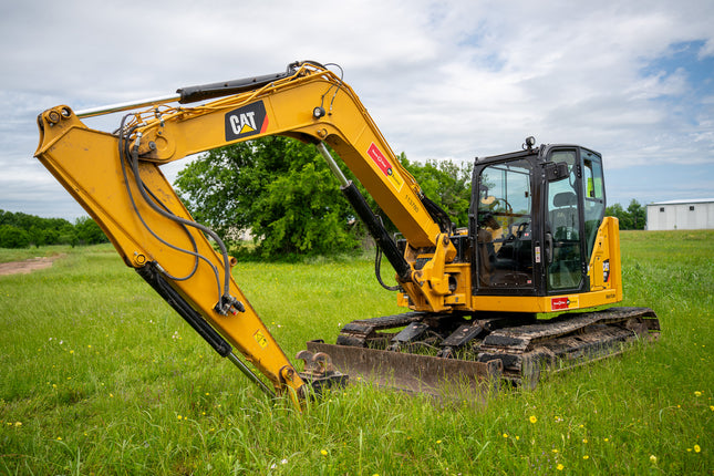 1/2" Clear Polycarbonate Lower Windshield for Caterpillar 309